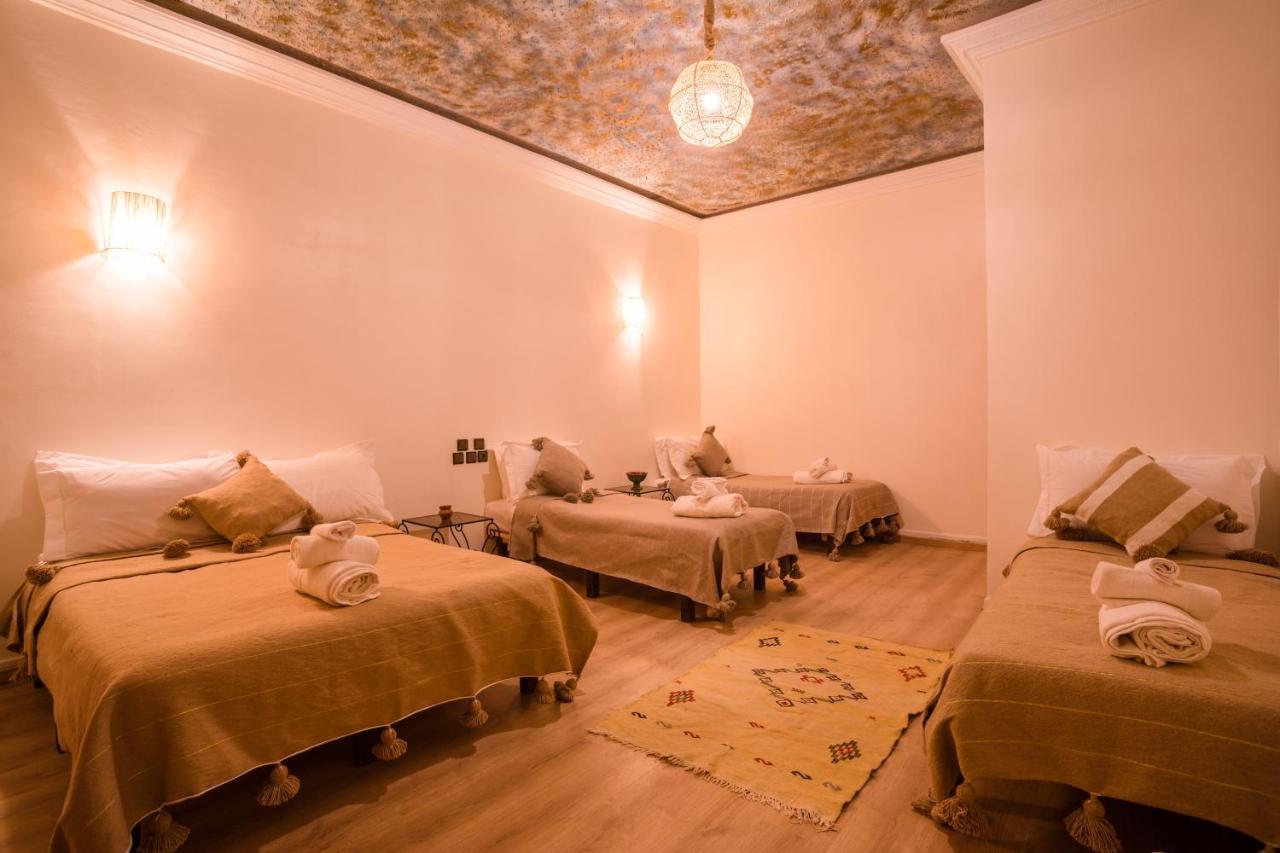 Riad Tumast Ait Slimane Bagian luar foto