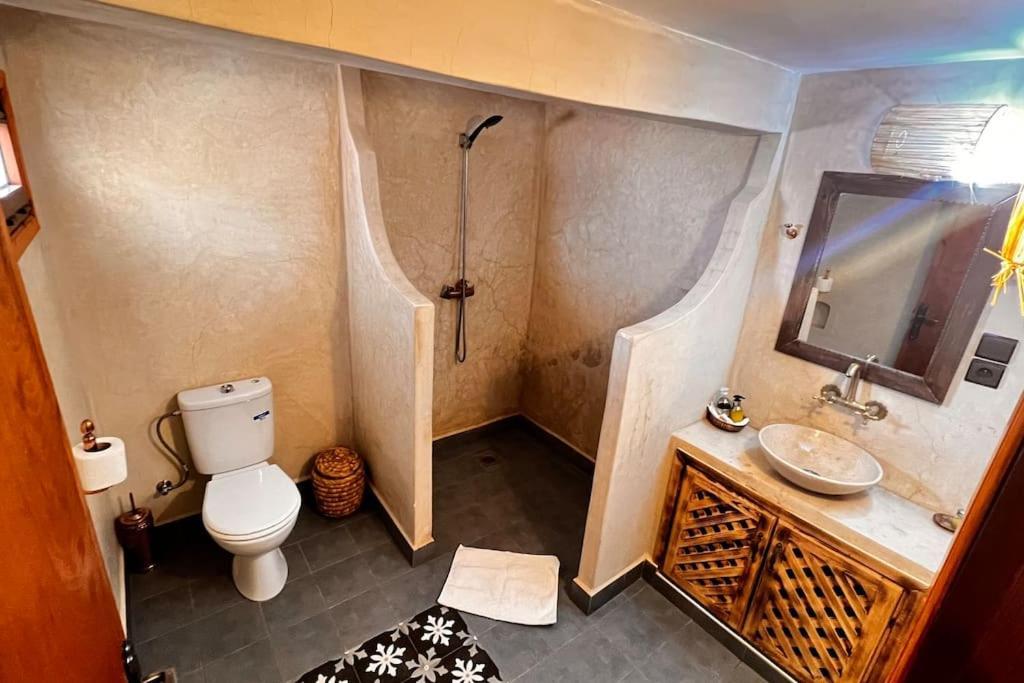 Riad Tumast Ait Slimane Bagian luar foto